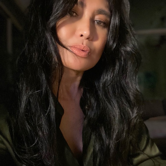 Meet your Posher, Lani - Picture 2 of 2